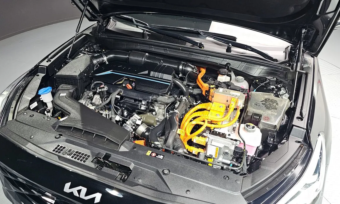 Фото 6 - Kia K8