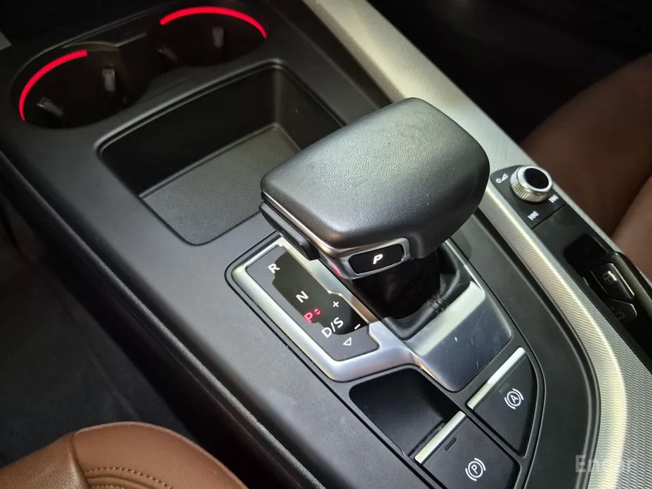 Audi A4 2016 40 TFSI