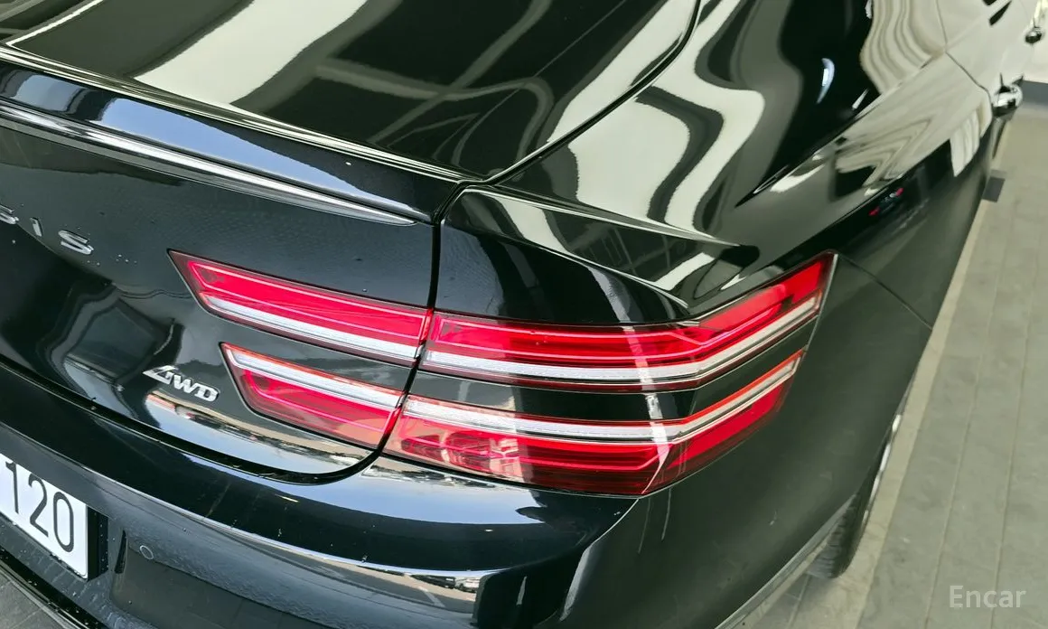 Фото 23 - Genesis G80