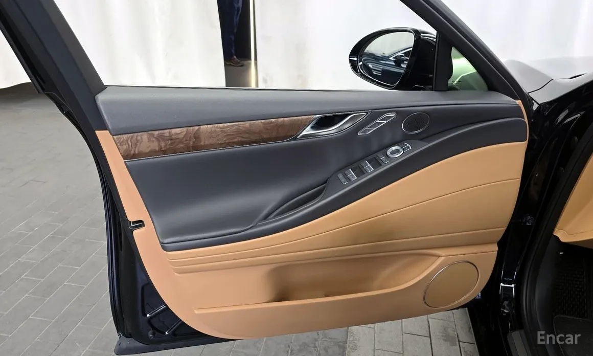 Фото 24 - Genesis G80