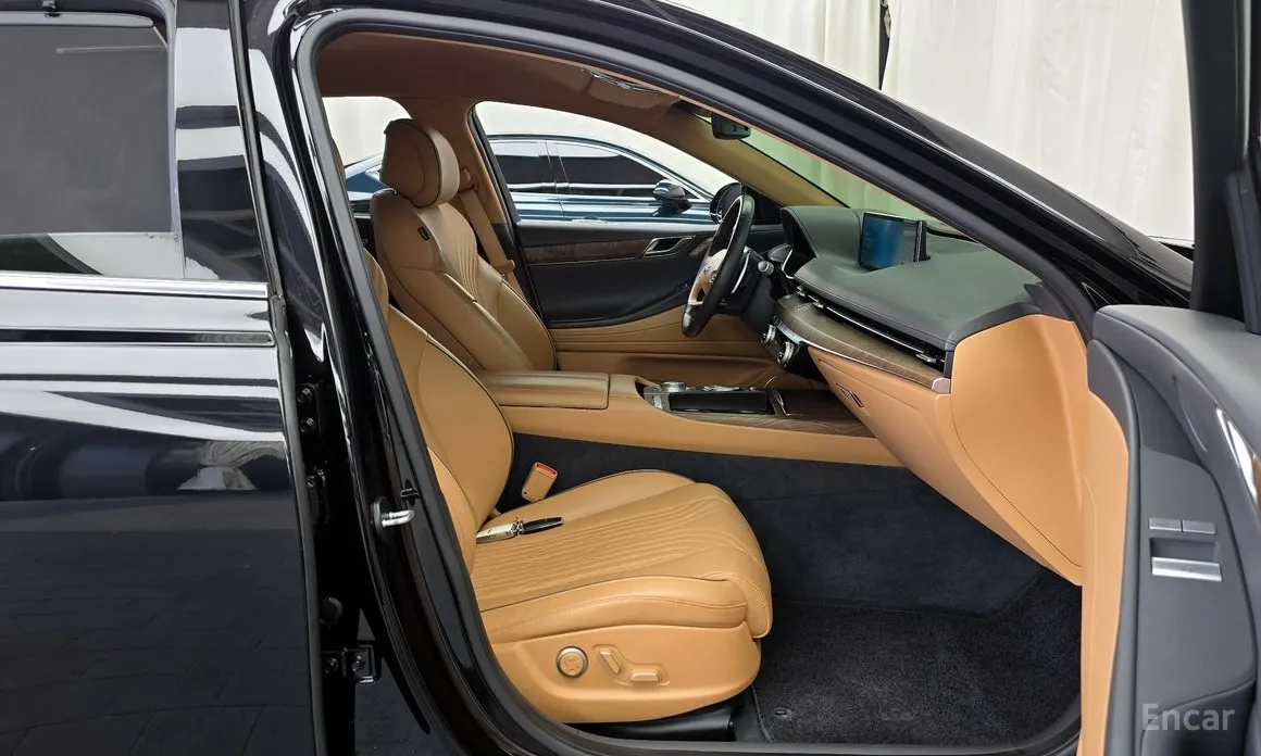 Фото 26 - Genesis G80