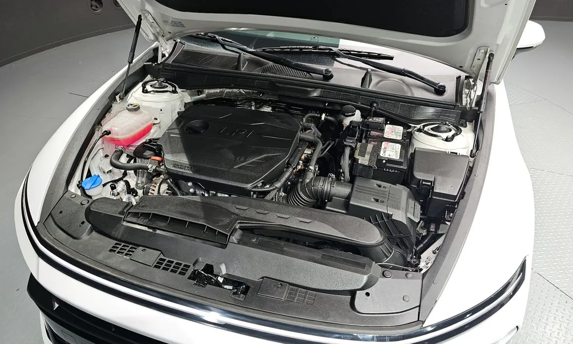 Hyundai Sonata 2023 2.0 LPG(Rent)