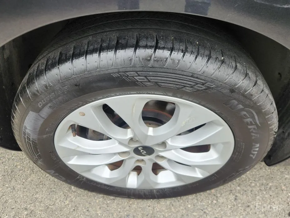 صورة 20 - Kia K8