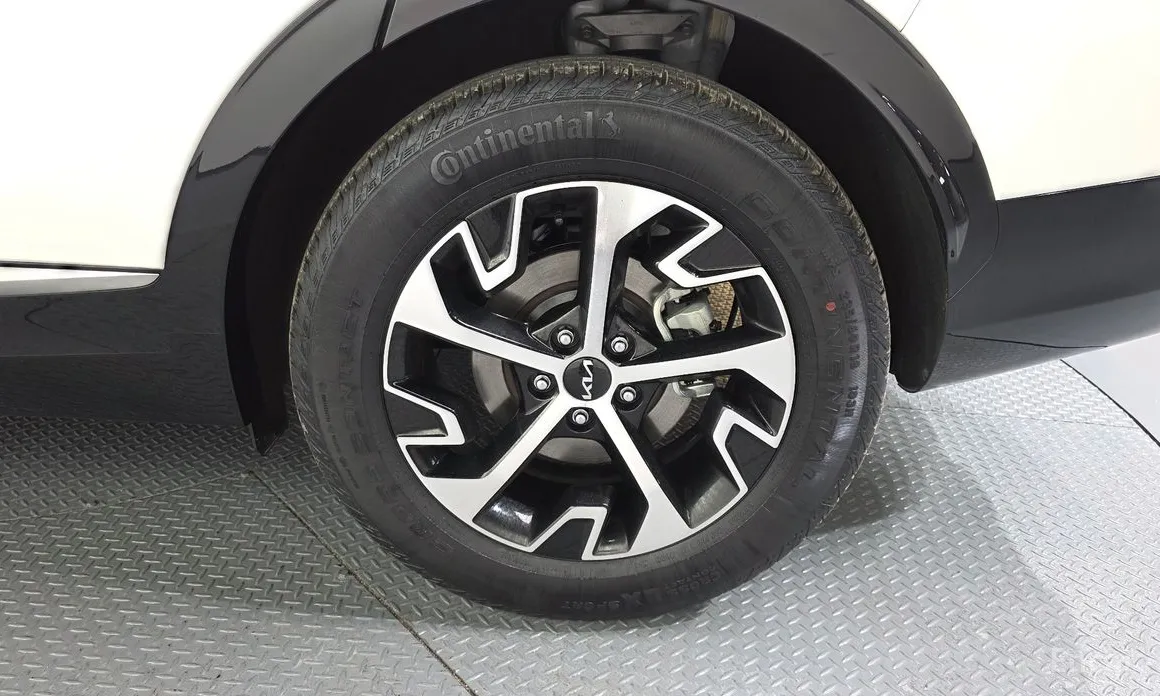 Фото 21 - Kia Sportage