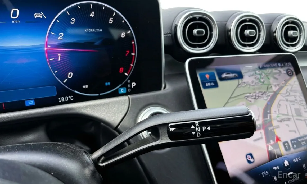 Фото 9 - Mercedes-Benz E-Class