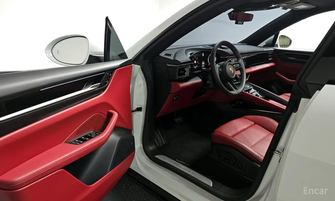 Porsche Macan 2024 Base 4