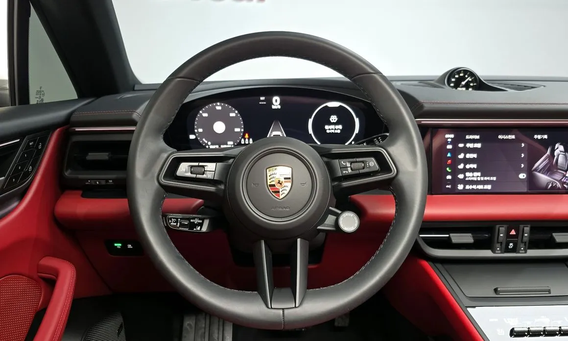 Porsche Macan 2024 Base 4