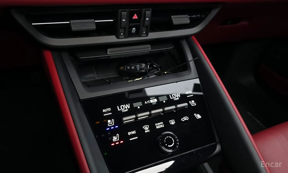 Porsche Macan 2024 Base 4