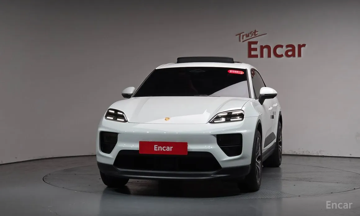 Porsche Macan 2024 Base 4