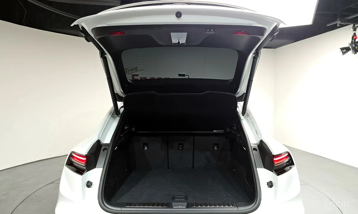 Porsche Macan 2024 Base 4
