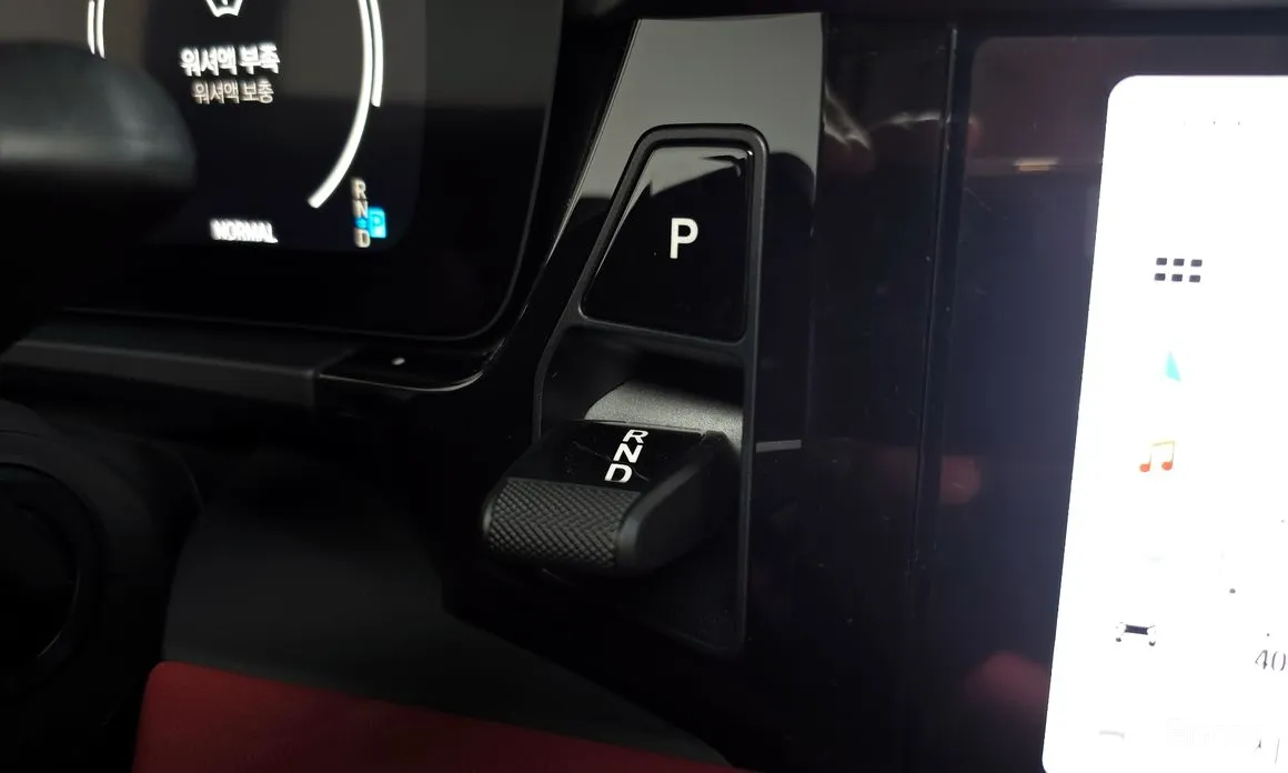 Porsche Macan 2024 Base 4