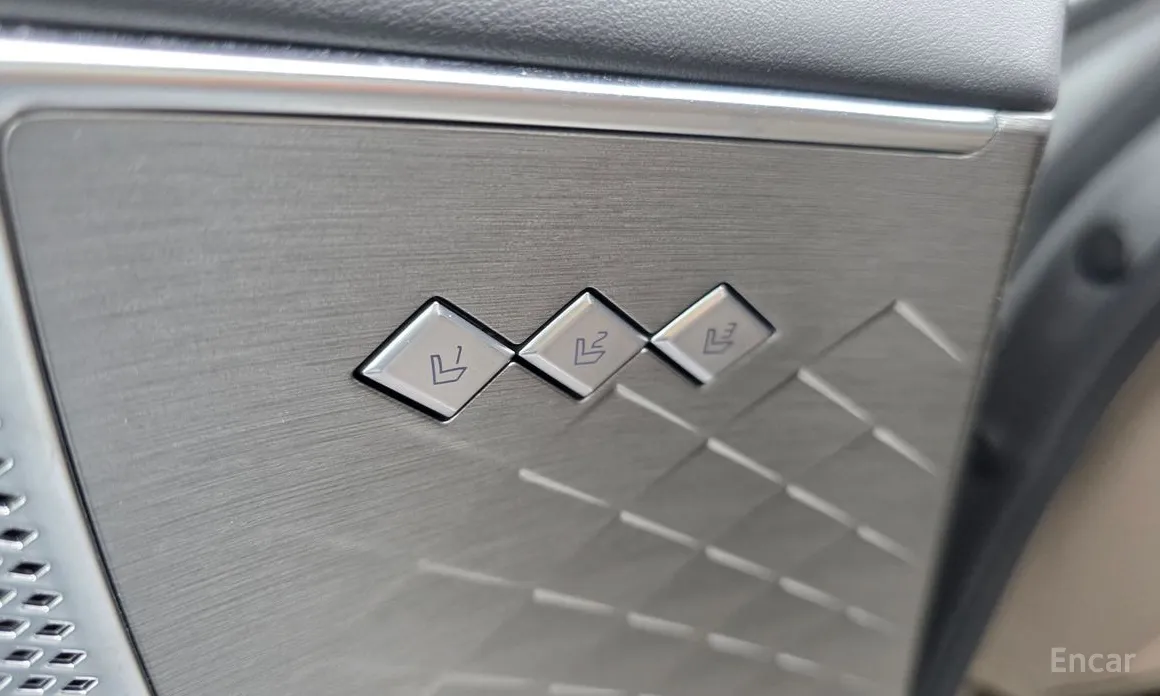 صورة 17 - Kia K8