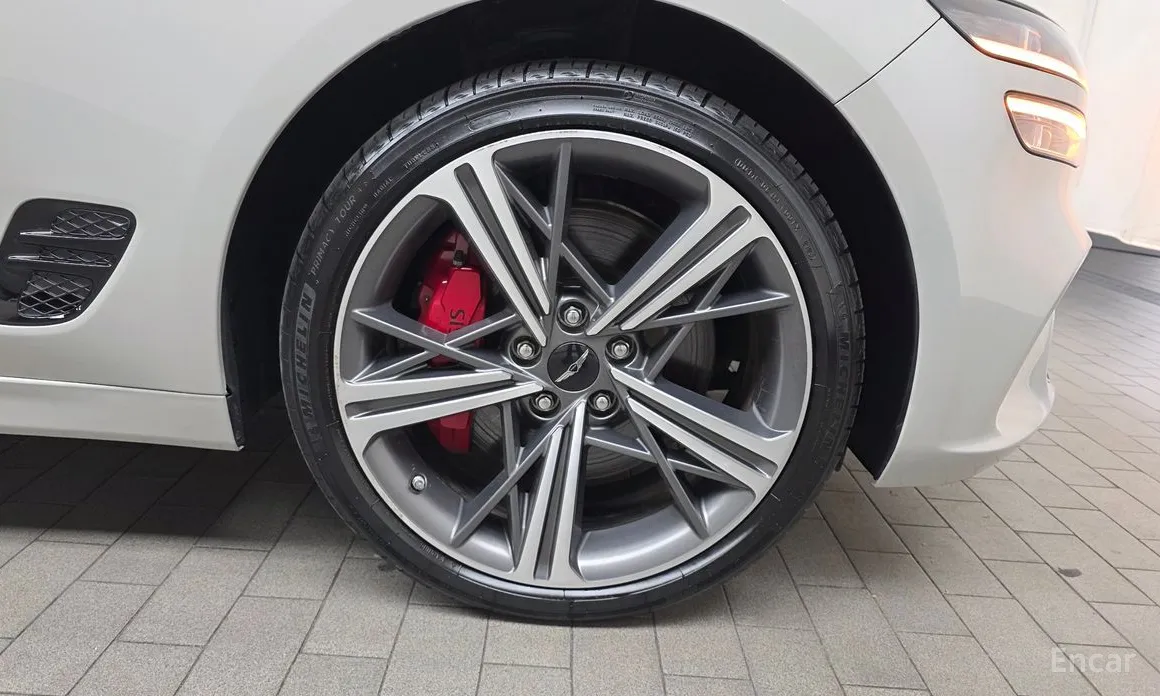 Genesis G70 2020 Gasoline 2.5T 4WD