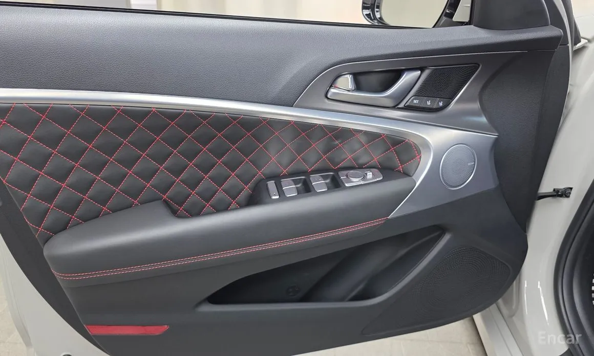 Genesis G70 2020 Gasoline 2.5T 4WD