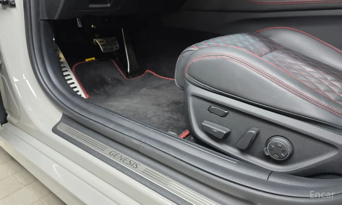Genesis G70 2020 Gasoline 2.5T 4WD