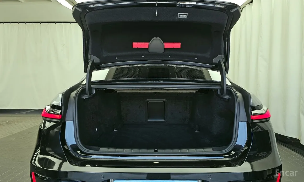 BMW i7 2022 eDrive 50 M Sport