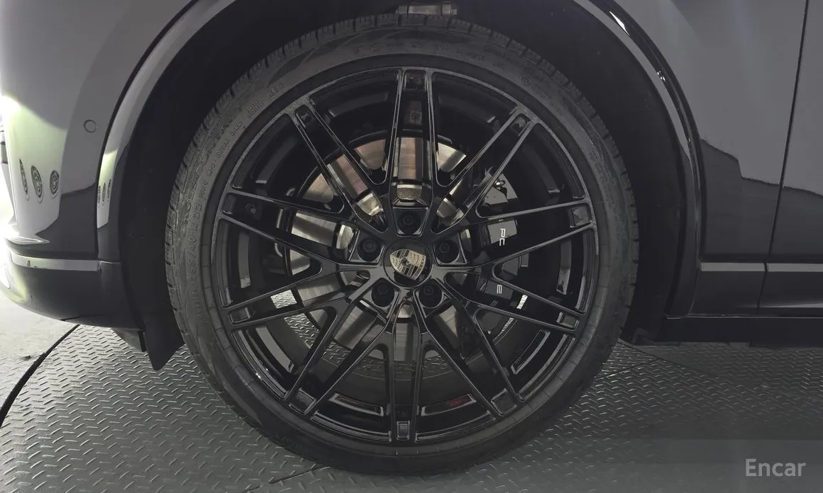 Porsche Macan 2024 Turbo