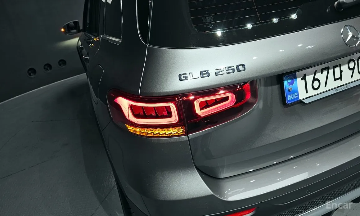 Mercedes-Benz GLB-Class 2020 GLB250 4MATIC