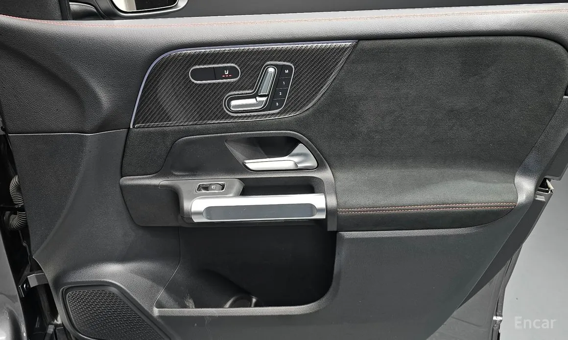 Mercedes-Benz GLB-Class 2020 GLB250 4MATIC