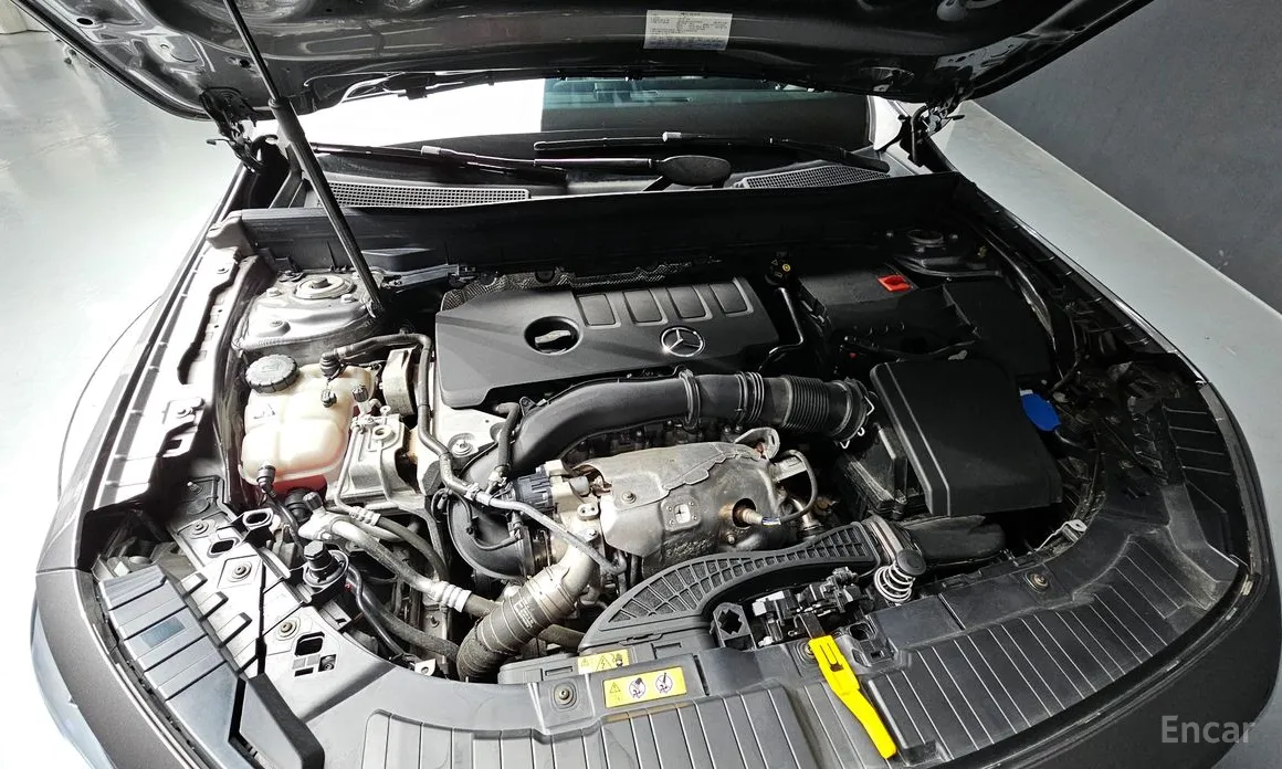 Mercedes-Benz GLB-Class 2020 GLB250 4MATIC