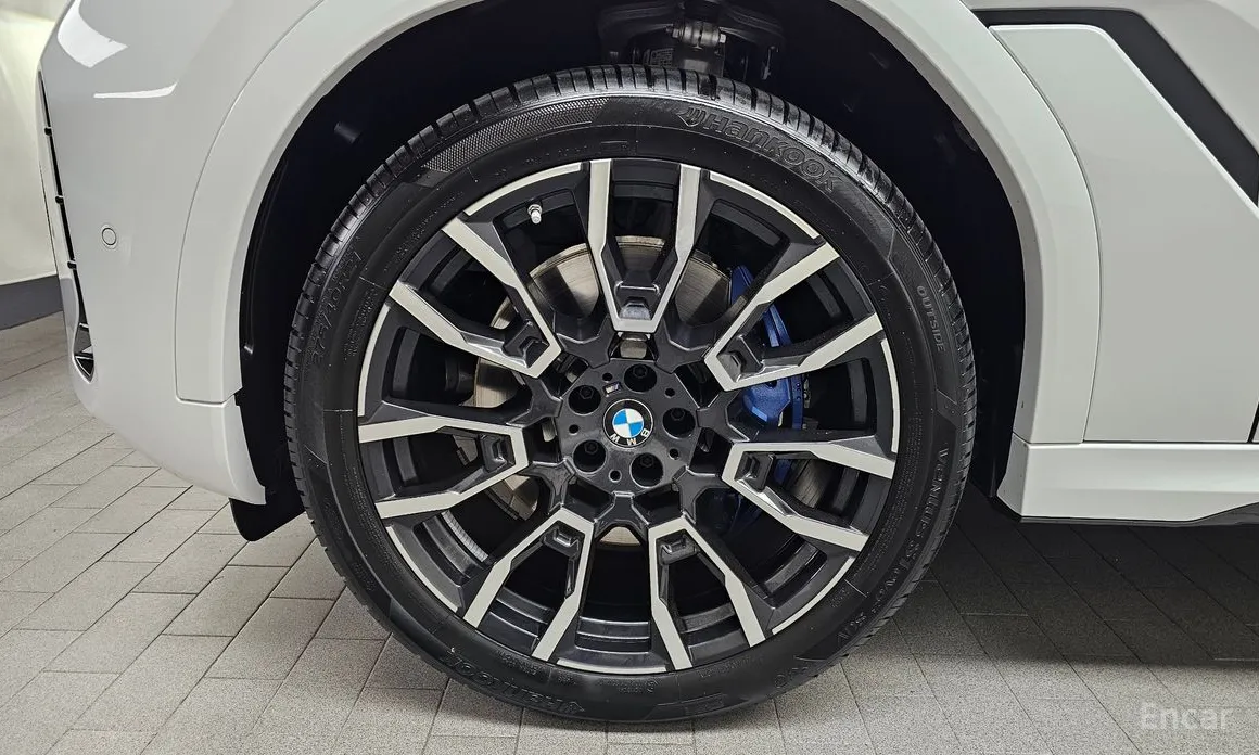 2020 BMW X6
