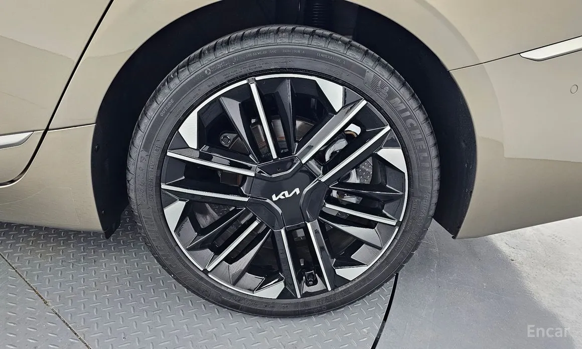 Kia K8 2024 2.5 Gasoline 2WD