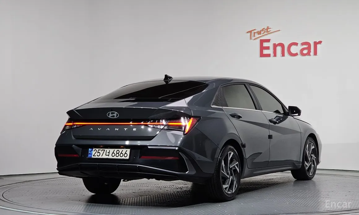 Hyundai Avante 2023 1.6