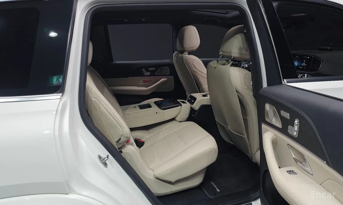 Photo 11 - Mercedes-Benz GLS-Class