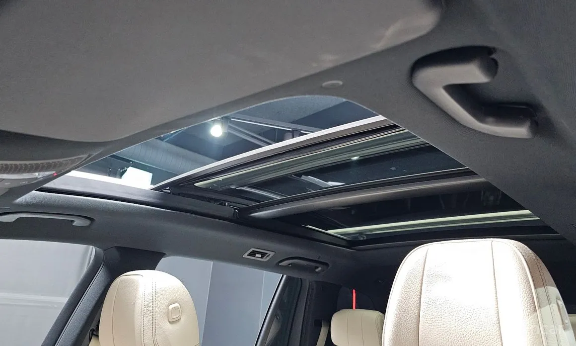 Photo 19 - Mercedes-Benz GLS-Class
