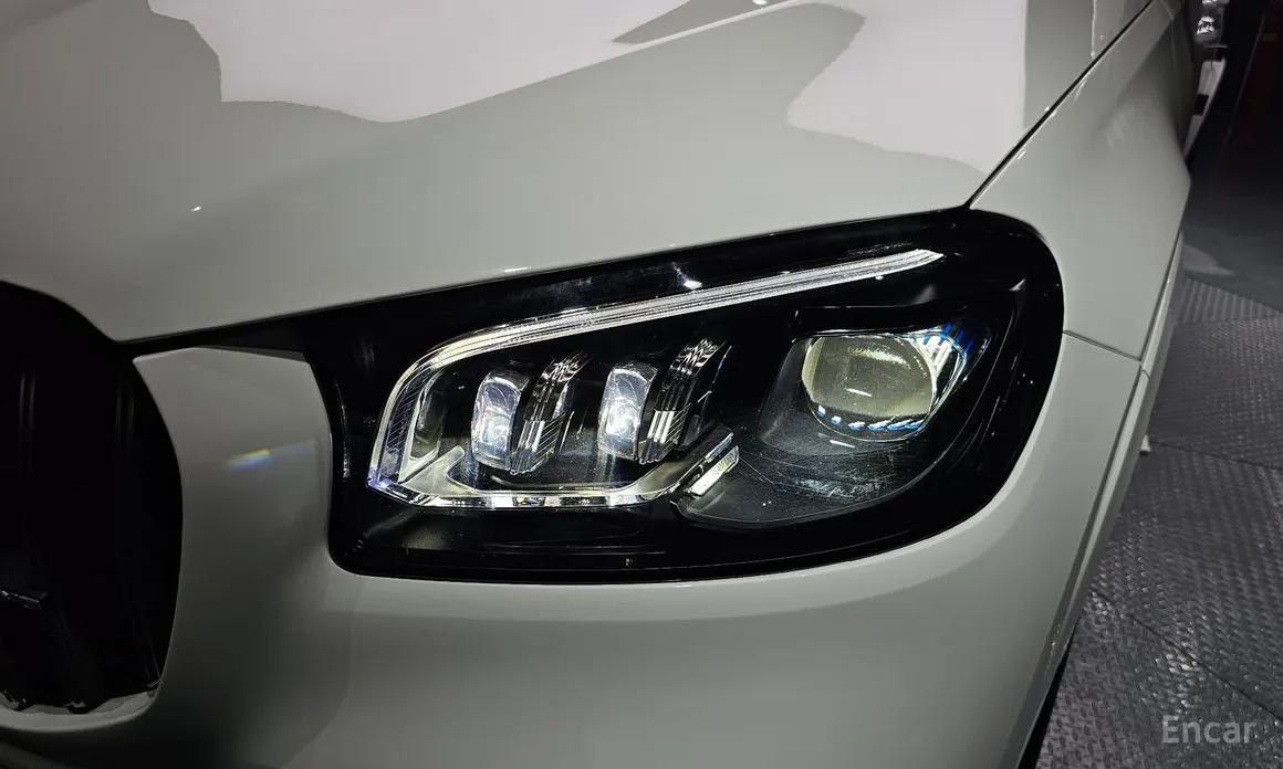 Photo 22 - Mercedes-Benz GLS-Class