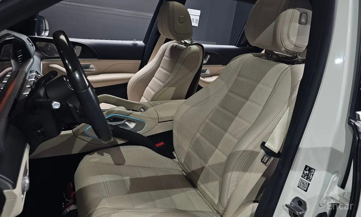 Photo 27 - Mercedes-Benz GLS-Class