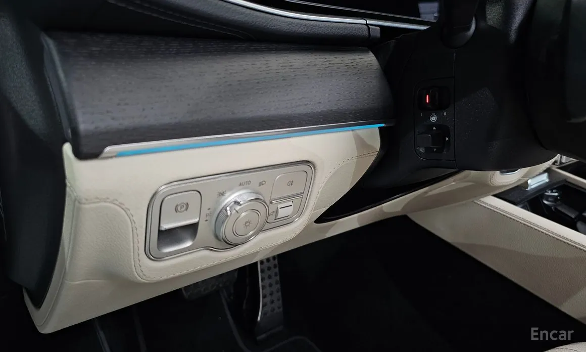 Photo 30 - Mercedes-Benz GLS-Class