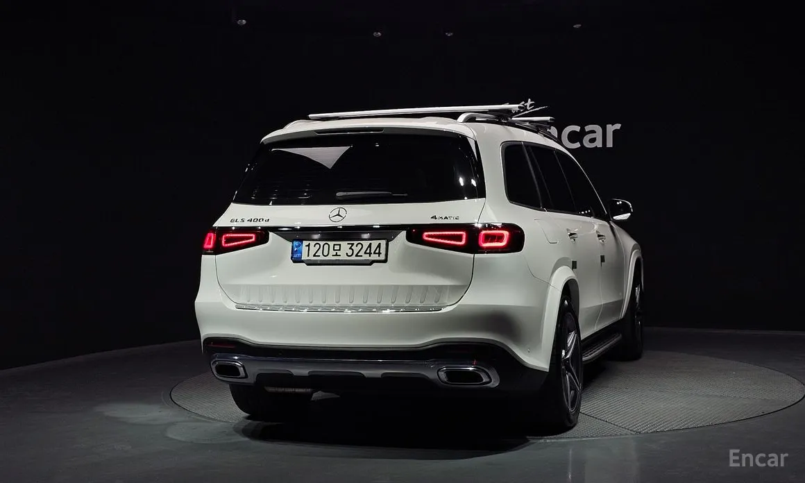 Photo 4 - Mercedes-Benz GLS-Class