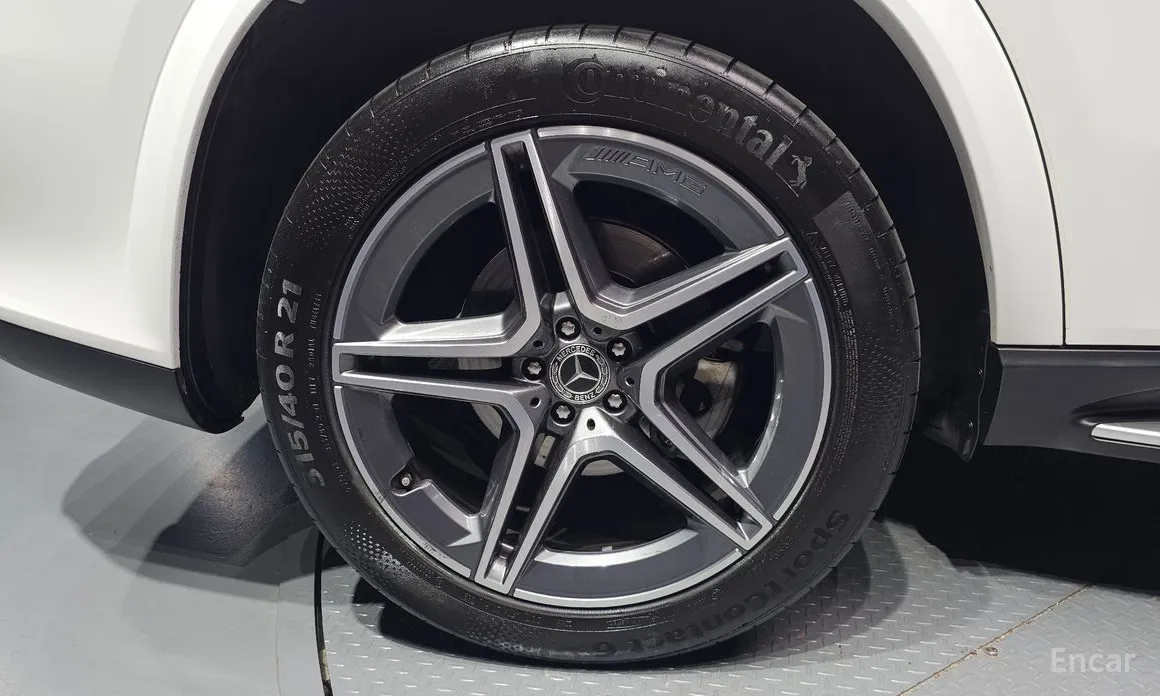 Photo 5 - Mercedes-Benz GLS-Class