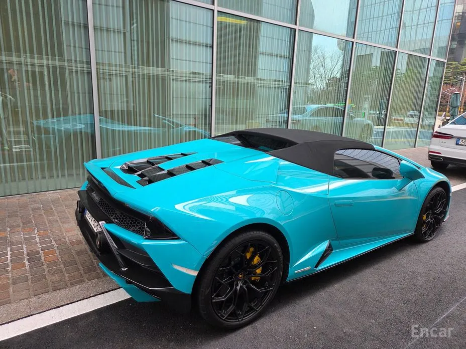 Фото 8 - Lamborghini Huracan