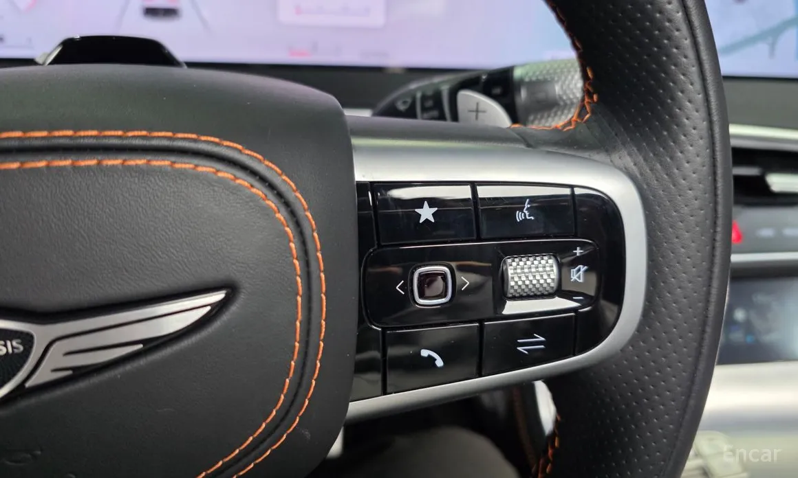 Фото 36 - Genesis GV70