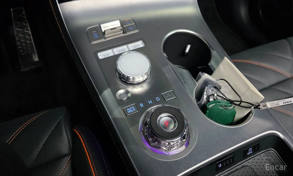 Фото 9 - Genesis GV70
