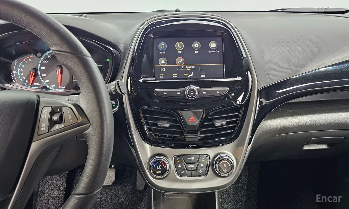 Chevrolet Spark 2018 Red Pick Edition