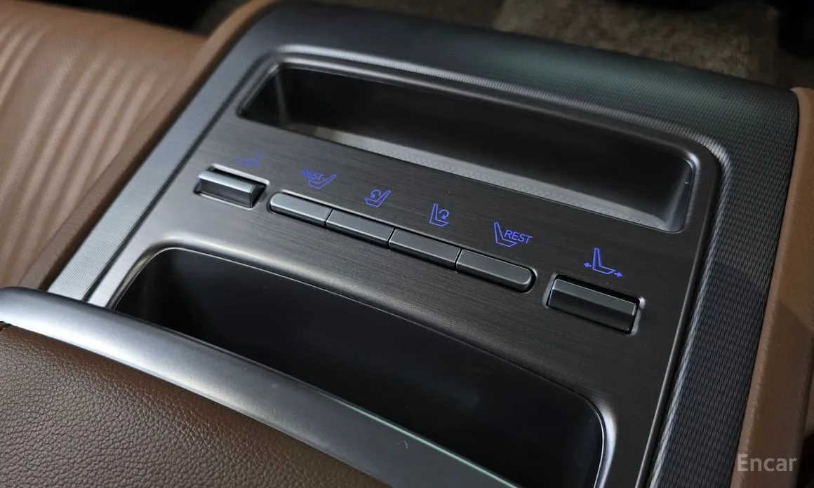 Фото 34 - Hyundai Grandeur