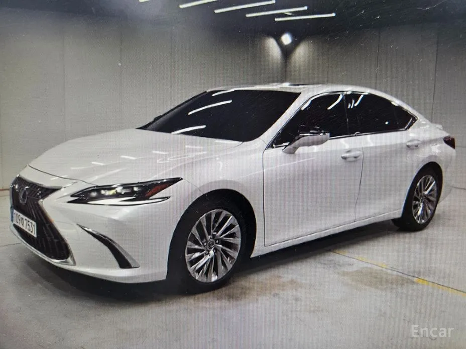2018 Lexus ES