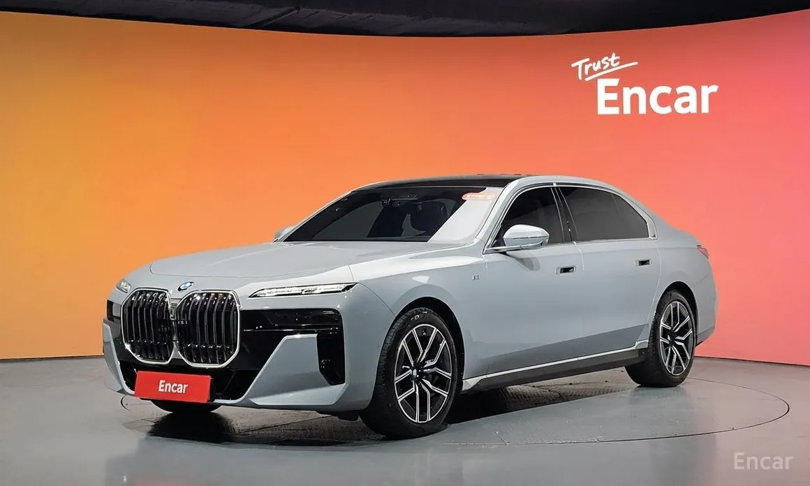 Фото 1 - BMW 7 Series