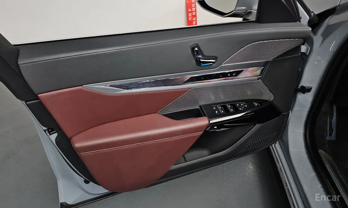 Фото 24 - BMW 7 Series