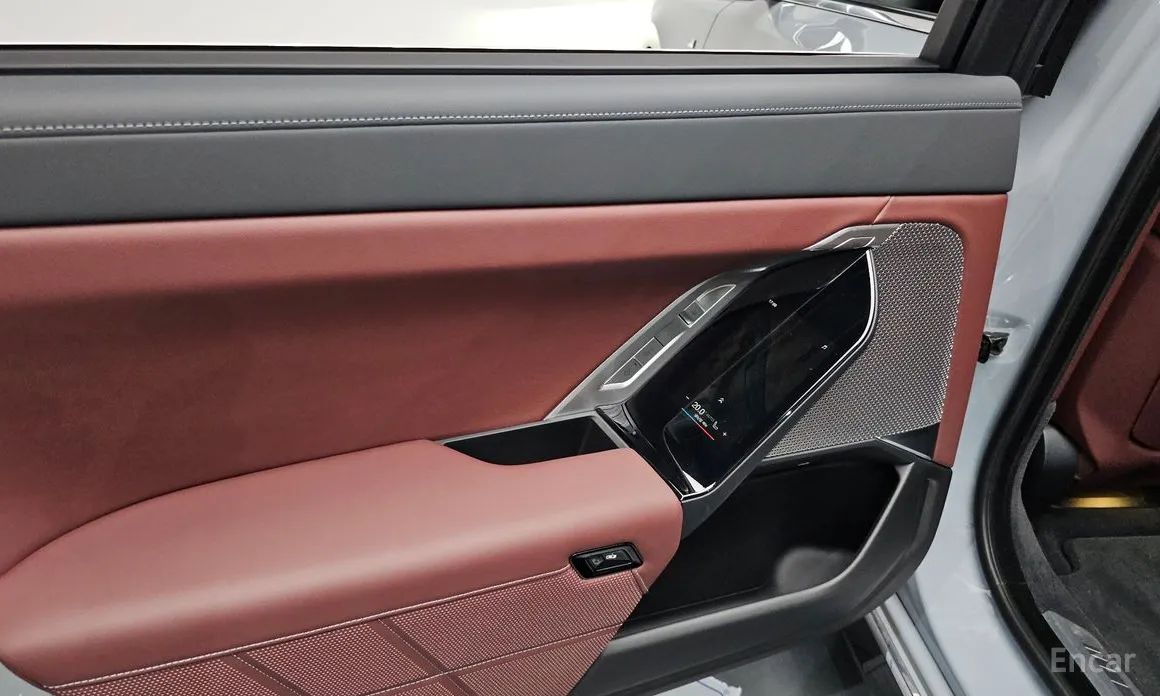 Фото 25 - BMW 7 Series