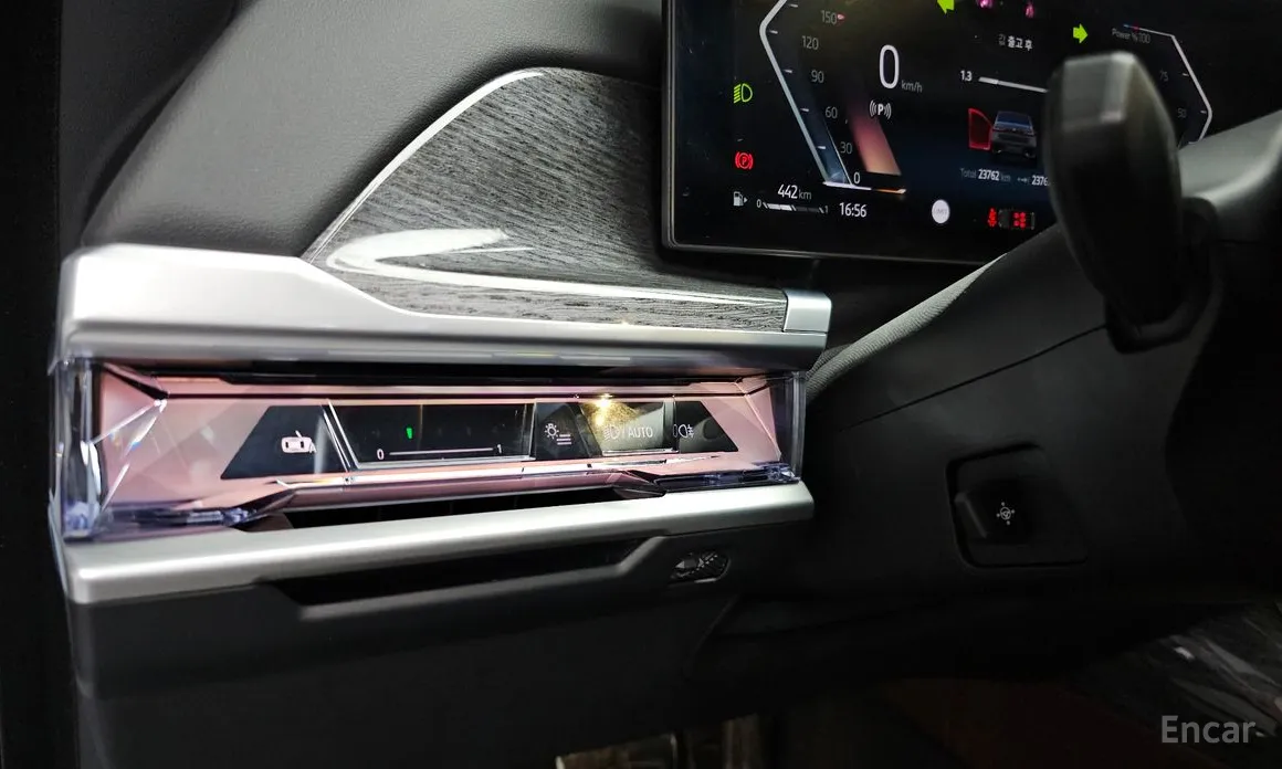 Фото 30 - BMW 7 Series