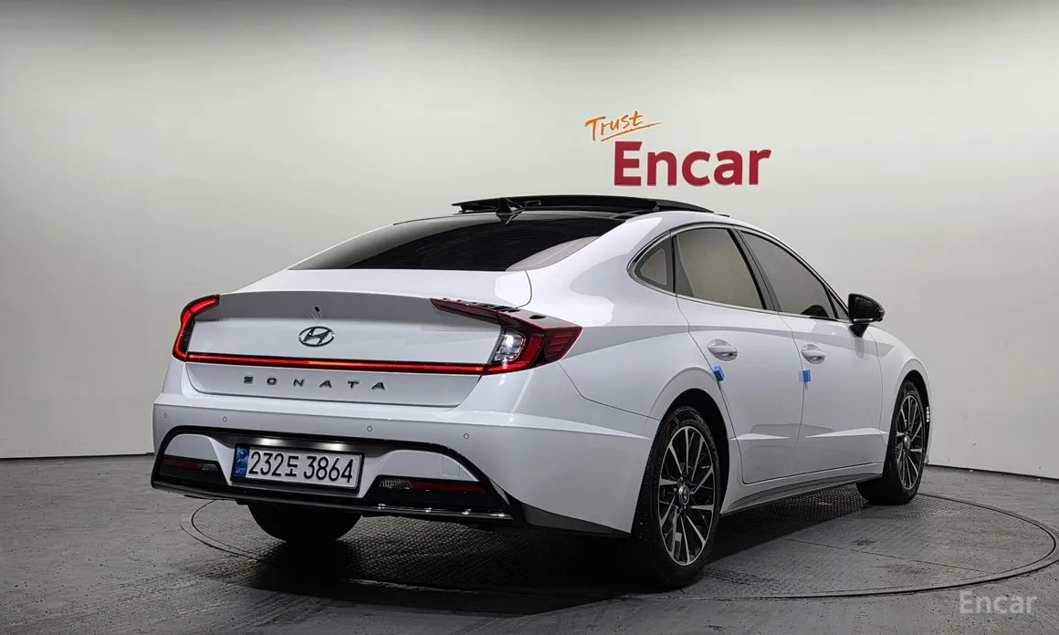 Фото 2 - Hyundai Sonata