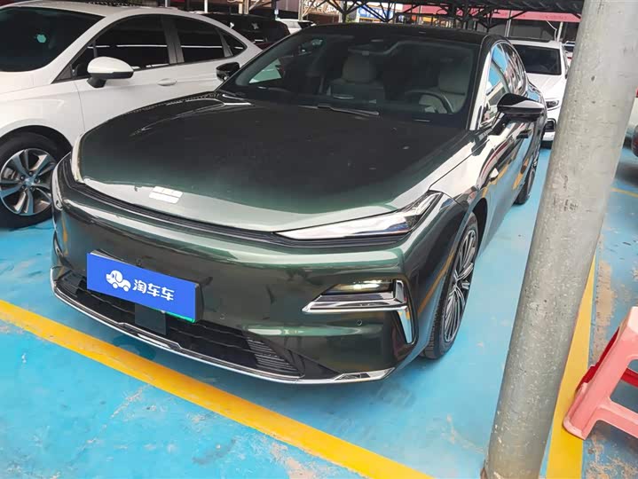 Geely Galaxy Starshine 8 EM-i