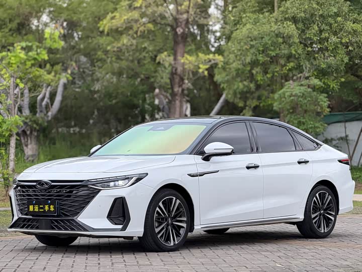Chery Arrizo 8
