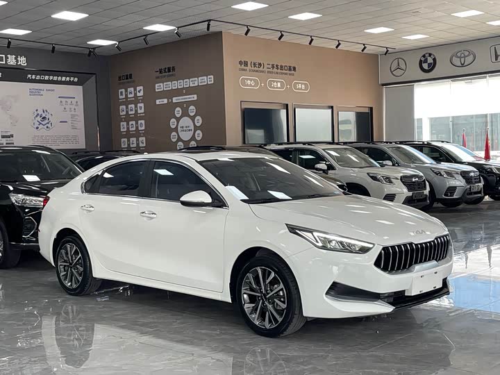 Фото 3 - Kia K3