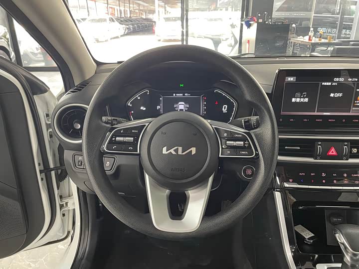 Фото 9 - Kia K3