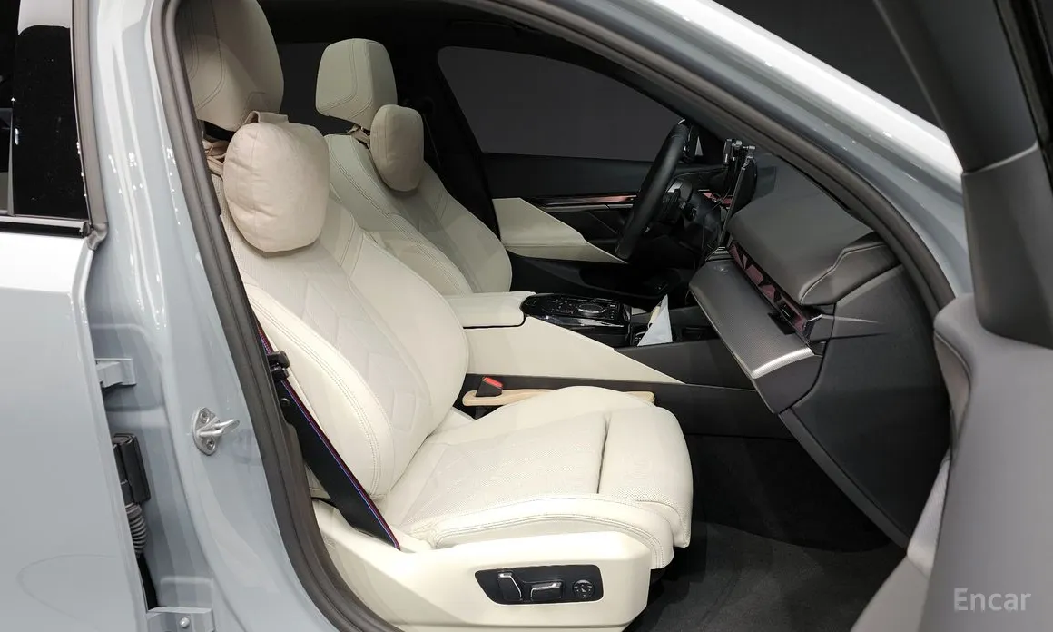BMW 5 Series 2023 520i Special Edition